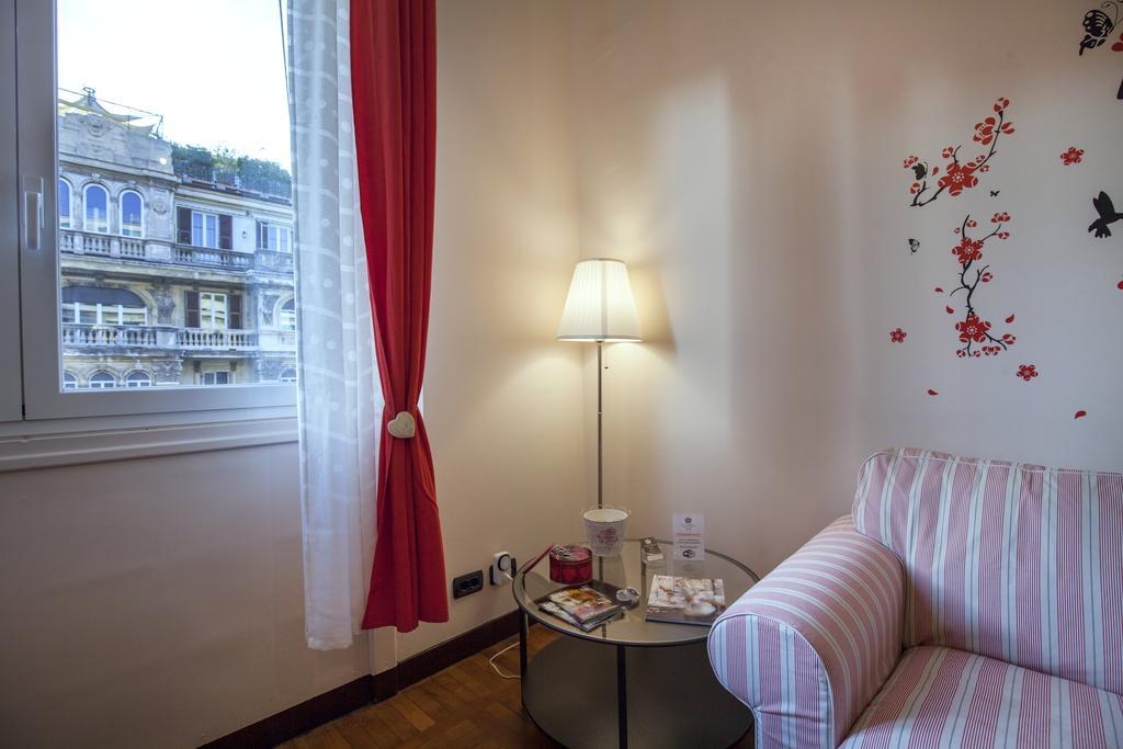 Guesthouse Vittoria Rooms - The Original Since 2015 Genua Buitenkant foto