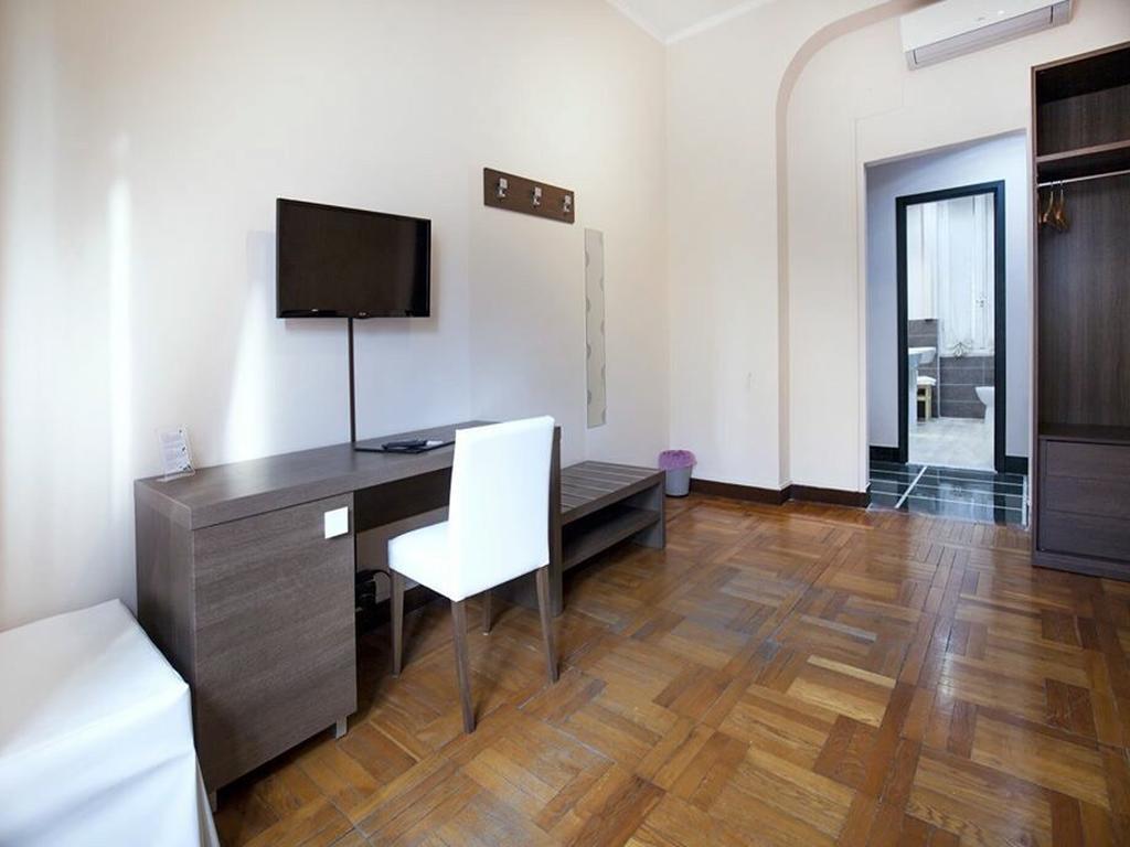 Guesthouse Vittoria Rooms - The Original Since 2015 Genua Kamer foto