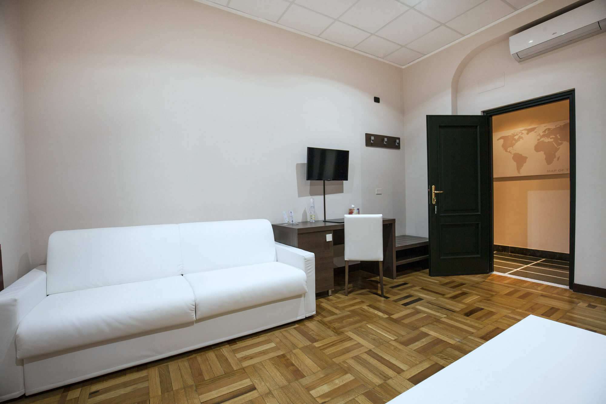 Guesthouse Vittoria Rooms - The Original Since 2015 Genua Buitenkant foto