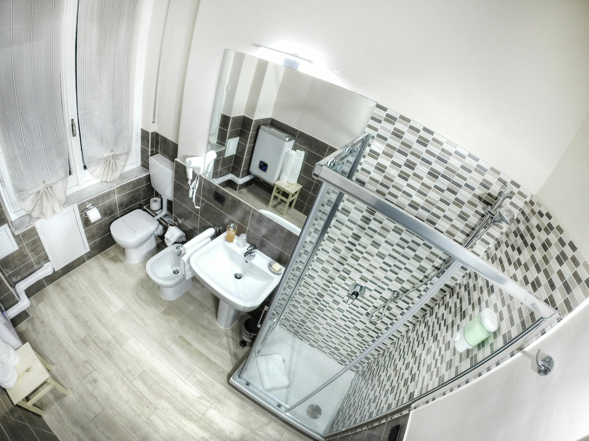 Guesthouse Vittoria Rooms - The Original Since 2015 Genua Buitenkant foto